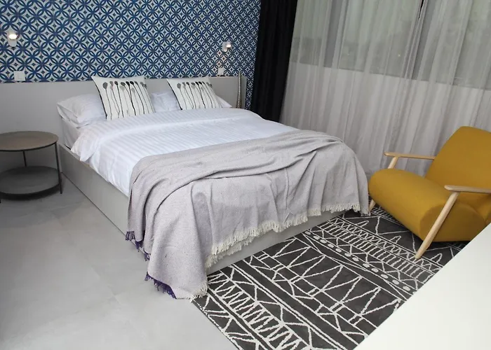 Hotel Cubis